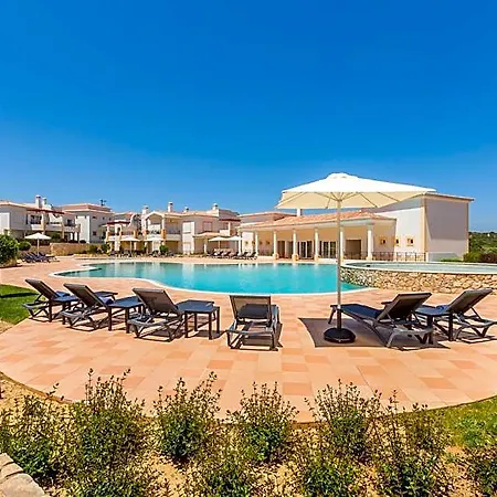 Nau Salema Village Hotell Barão de São Miguel
