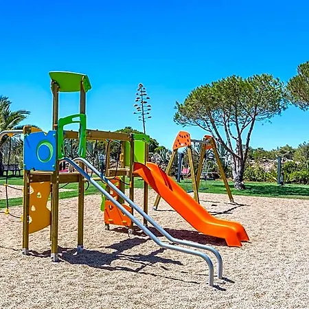 Hotell Nau Salema Village Barão de São Miguel